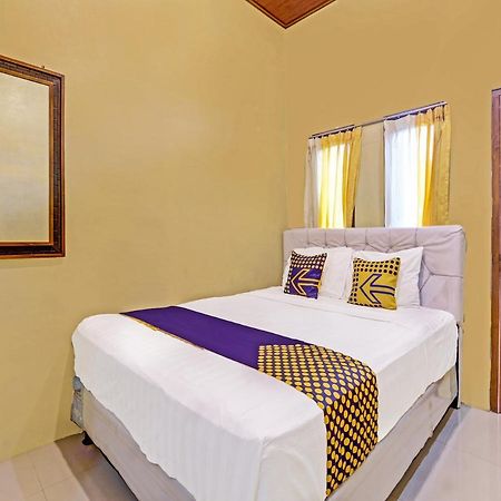 Spot On 91337 Pandu Homestay Klaten Wonogiri Eksteriør bilde