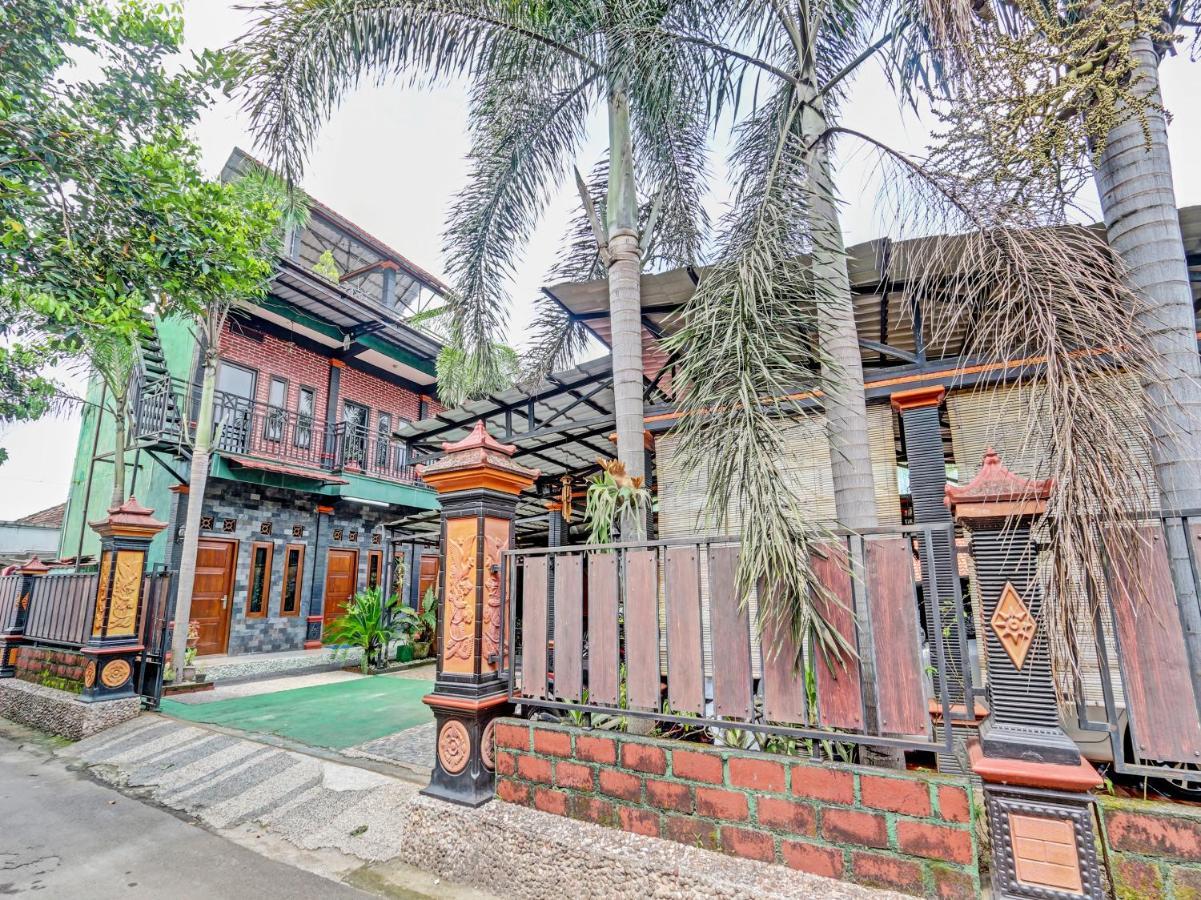 Spot On 91337 Pandu Homestay Klaten Wonogiri Eksteriør bilde