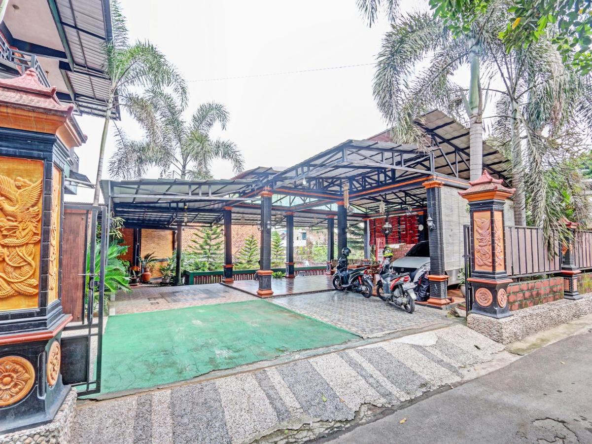 Spot On 91337 Pandu Homestay Klaten Wonogiri Eksteriør bilde